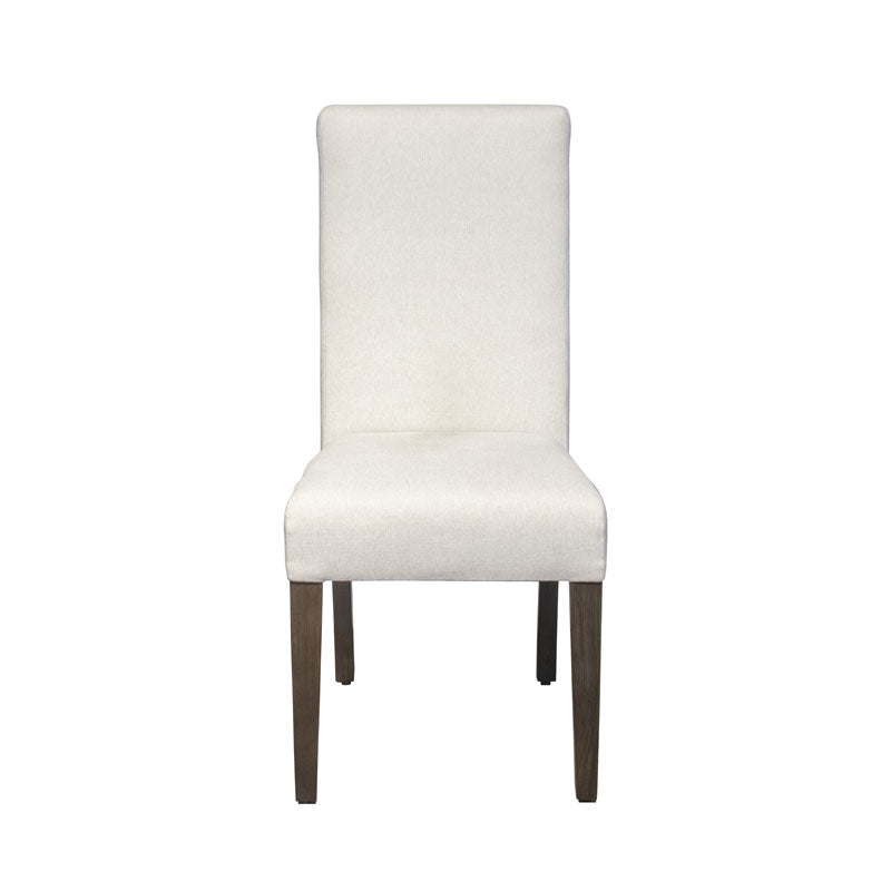 Juego de comedor Argos de 5 piezas con mesa y sillas de madera en un entorno moderno y elegante.