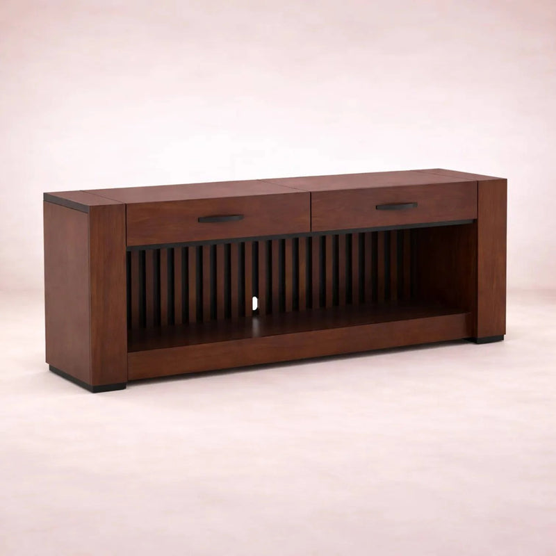 Mueble para TV Bourbon de deurope.com.mx en madera con espacio para dispositivos y almacenamiento, estilo clásico y funcional