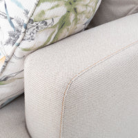 Love Seat Tamayo