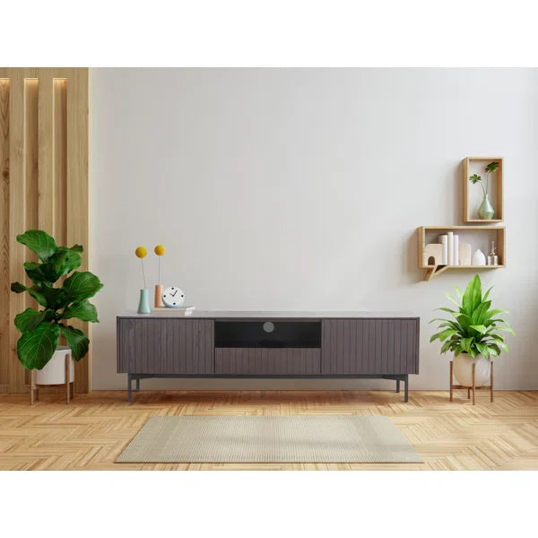 Cómo integrar un mueble de TV en salas pequeñas sin perder espacio