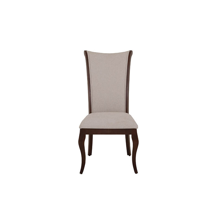 Silla de comedor Hera de deurope.com.mx con estructura moderna y asiento acolchado en color neutro, vista frontal.