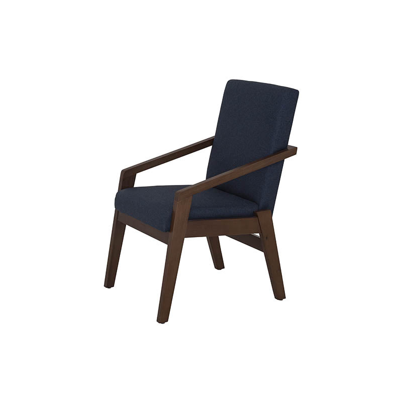 Silla de comedor Toledo deureope.com.mx, diseño moderno con estructura de madera y asiento acolchado en color neutro.