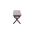 Banca para comedor Ikaro de deurope.com.mx, madera con asiento acolchado en color neutro, diseño moderno y elegante.
