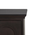Buffet Argos de Deurope.com.mx con acabado en madera y puertas corredizas, diseño moderno y amplio espacio de almacenamiento.