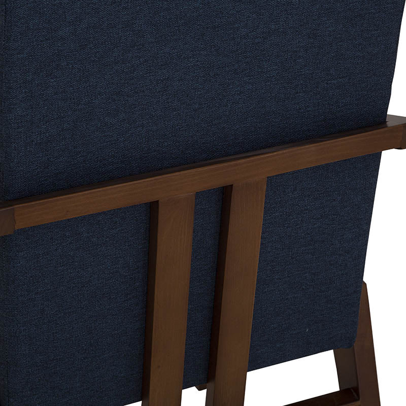Silla de comedor Toledo de deurope.com.mx con asiento y respaldo en madera y estructura metálica negra.
