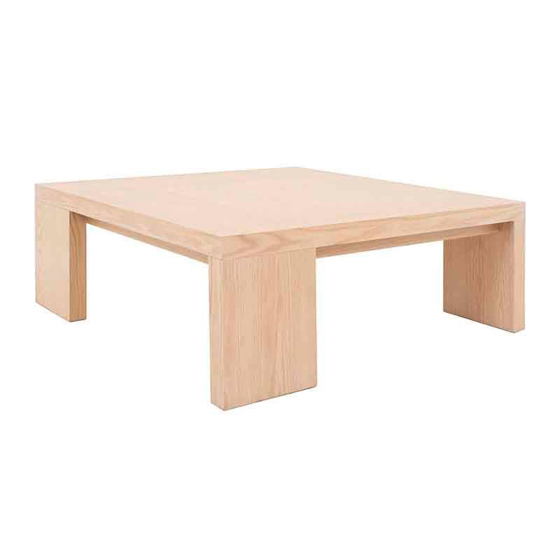 Mesa de centro Ripol de D'europe, en madera enchapada en encino, estilo industrial, con superficie clara y moderna.