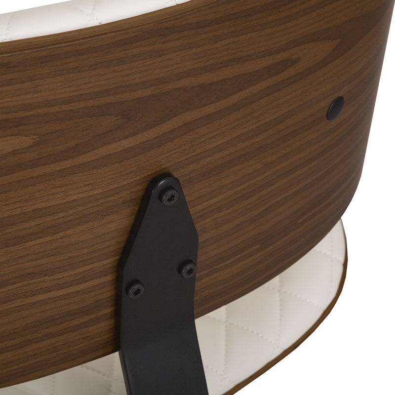 Banco Tempo deurope.com.mx, banco con base de cromo, asiento de madera termoformada y tapizado en Leather Touch, color negro.