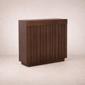 Barra de madera Quebec de Banak, chapa de encino y okume, con acabado natural, dimensiones 120x107x42 cm, de deurope.com.mx