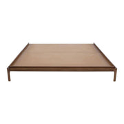 Base de cama Palta de color nogal, con estructura sólida y superficie de 232 cm de ancho, ideal para dormitorios modernos.