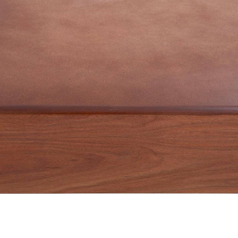 Base de cama Arezzo de madera de chapa natural clara, con diseño moderno y tamaño amplio en color claro.
