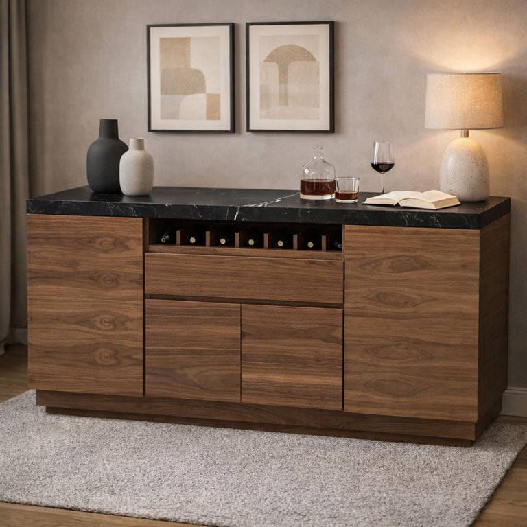 Buffet Jena de madera nogal negro con chapa de nogal y superficie de melamina con efecto mármol, mide 180 cm de ancho y 90 cm de alto.