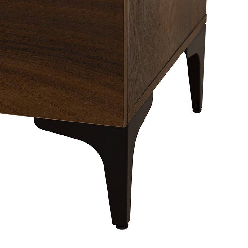 Buro Mariota de color café y madera de parota, estilo moderno y elegante, superficie plana y compartimentos de almacenamiento.