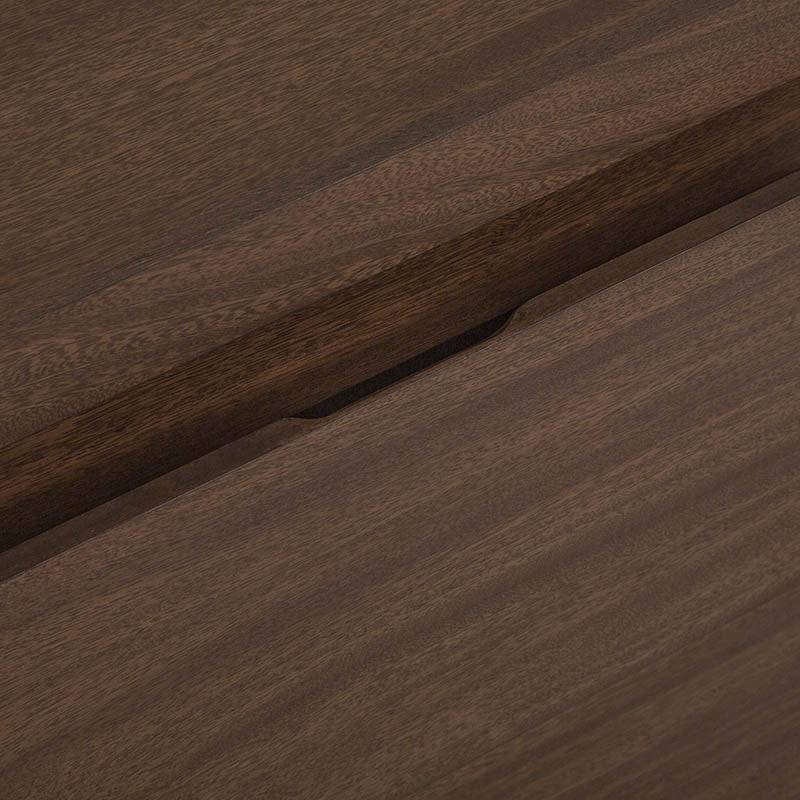 Buro Loretta de madera oscura con chapa de parota, tamaño 60x60x40 cm, estilo moderno y elegante.