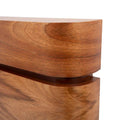 Cabeceras de madera de nogal para juego de recámara Arezzo de deurope.com.mx, con diseño elegante y acabado en chapa de madera.