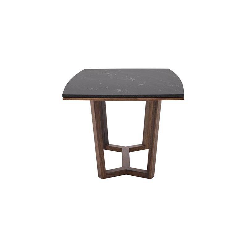 Mesa de comedor Montecarlo de parota con acabado en granito natural, madera sólida, frente de 160 cm, alto 78 cm y fondo de 110 cm.
