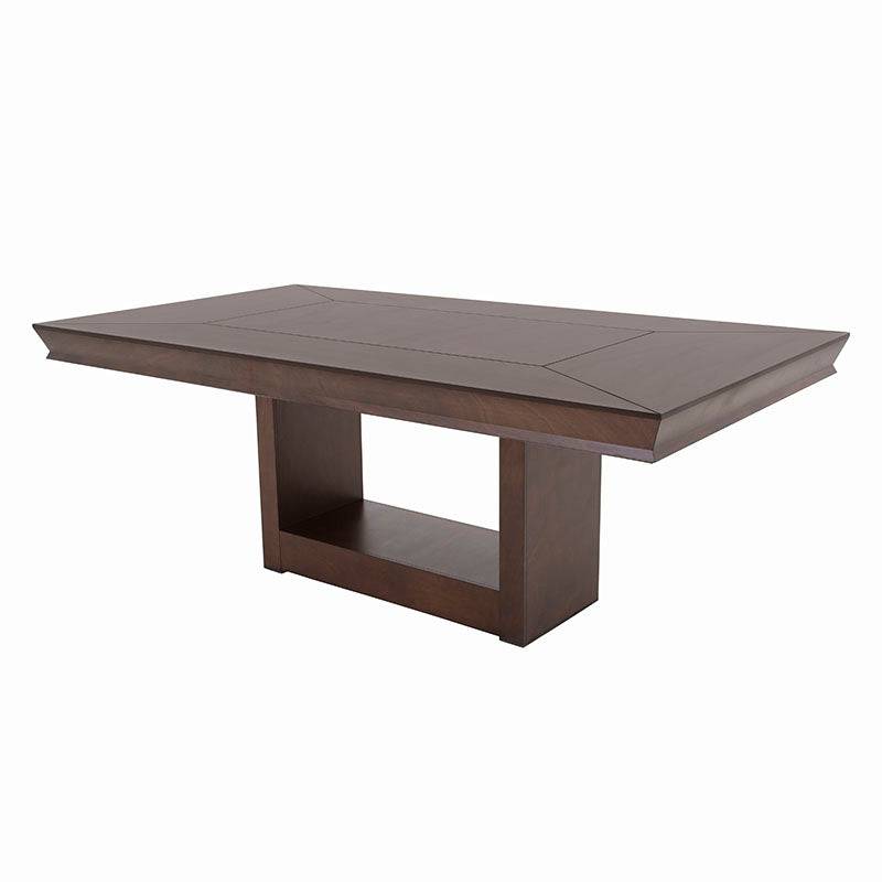 Mesa de comedor Creta II de Deurope en chapa de okumé, con superficie en color tabaco, frente a fondo de 210x115 cm y altura de 75 cm.