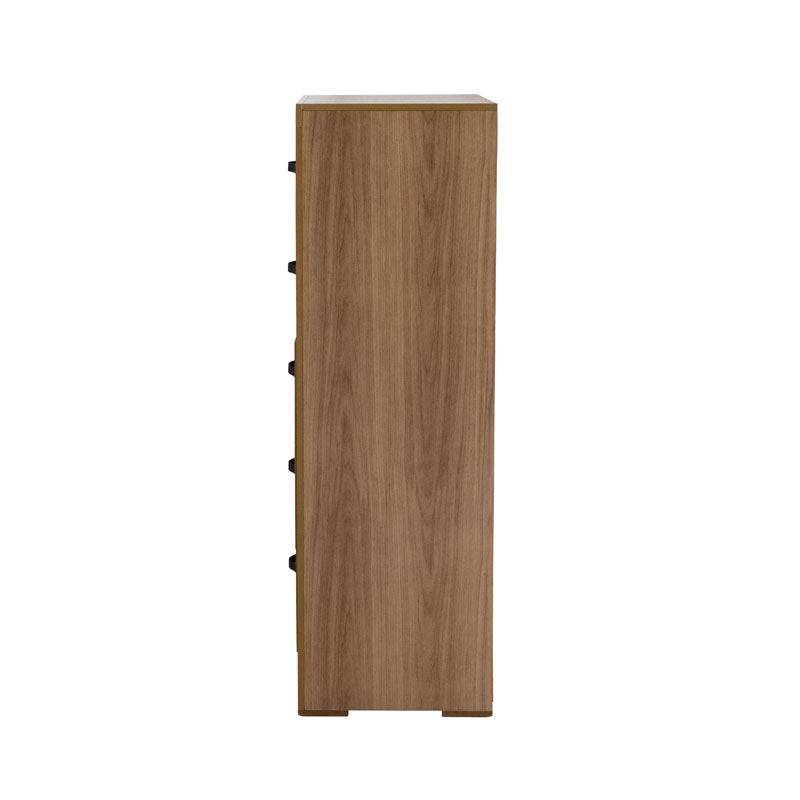 Cómoda Allure de Deurope en color nogal con acabado en MDF y melamina, con frente de 60 cm y altura de 118 cm.