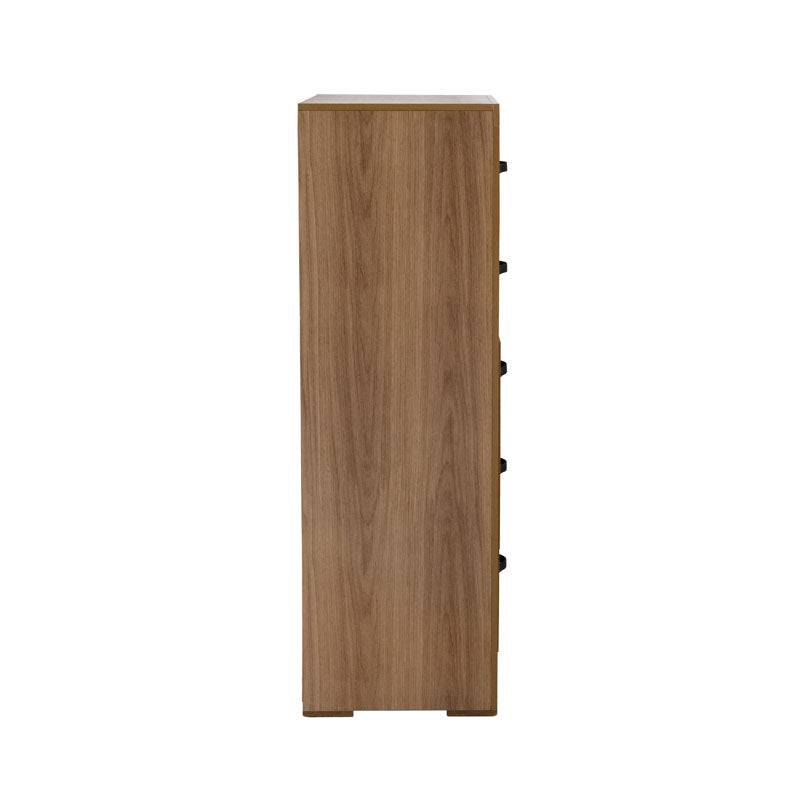 Cómoda Allure de color nogal con acabado en MDF y melamina, frente de 60 cm y altura de 118 cm, ideal para almacenamiento.