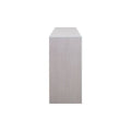 Cómoda Picasso de estructura de madera industrializada en color gris claro, con 136 cm de ancho, 92 cm de alto y 43 cm de fondo
