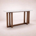 Consola Kaori de Deurope, mueble de madera de nogal con cubierta de mármol veneciano, dimensiones 150x79x40 cm.