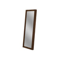Espejo de pie Mariota de Deurope.com.mx, marco rectangular y superficie reflectante, ideal para dormitorios y vestidores.