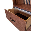 Exhibidor de madera Bourbon de Deurope, para exhibir libros o productos en tienda con estilo elegante.