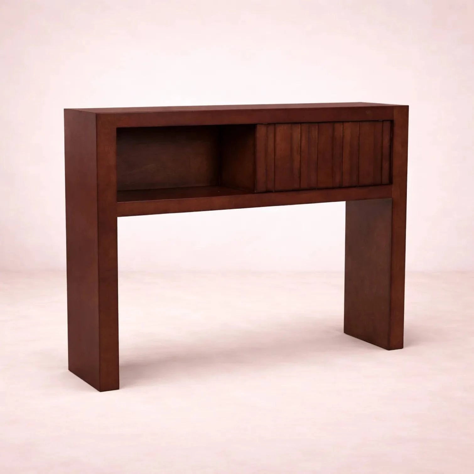 Librero superior Quebec de madera de banak, nogal, encino y okumé, con frente de 140 cm, alto 120 cm y fondo 35 cm.