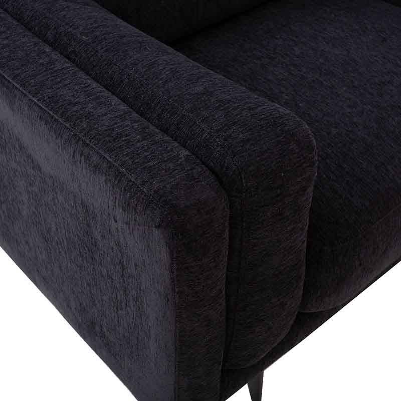Sofá loveseat Alessandra de tejido plano en color negro, tapizado afelpado, con dimensiones de 176x80x93 cm.
