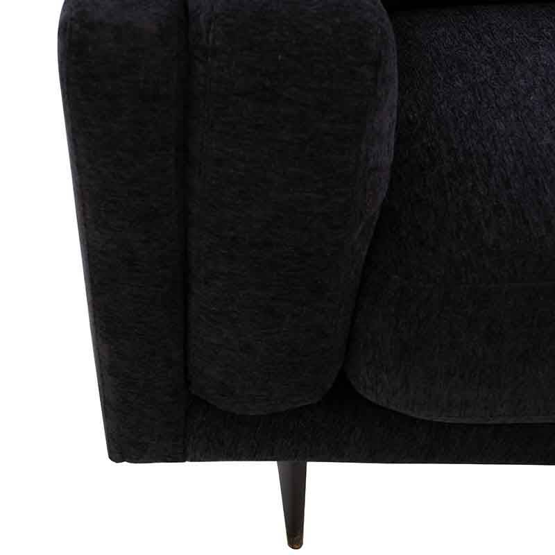 Sofá Loveseat Alessandra en tapiz negro, con cojines acolchados y estructura moderna, de aproximadamente 176 cm de largo.