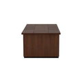 Mesa de centro Bourbon de deurope.com.mx, madera con acabado rústico y diseño clásico, vista desde arriba en ambiente moderno.