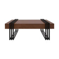 Mesa de centro Bennet de metal y chapa de encino en color negro nogal, estructura robusta y superficie de 110x70 cm.