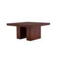Mesa de comedor Siena de madera en color almendra, con superficie rectangular y dimensiones de 150x75 cm, vista frontal.