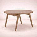 Mesa de comedor Balam de deurope.com.mx, mesa rectangular con acabado en madera natural y patas robustas.