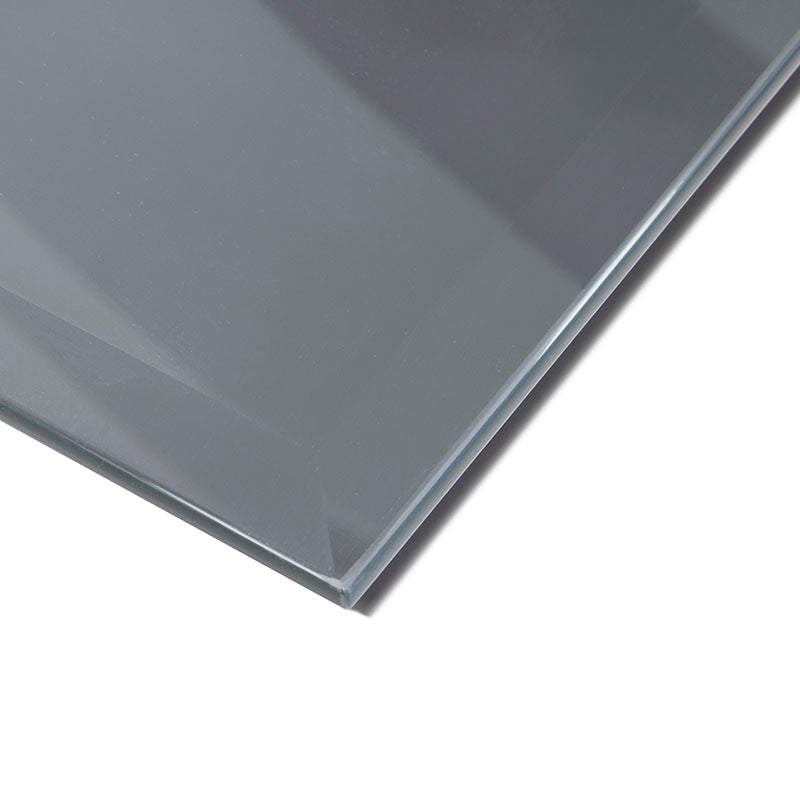 Mesa de comedor de cristal Burj de Deurope con estructura de madera Nogal, superficie de cristal y dimensiones de 160x78x130 cm.