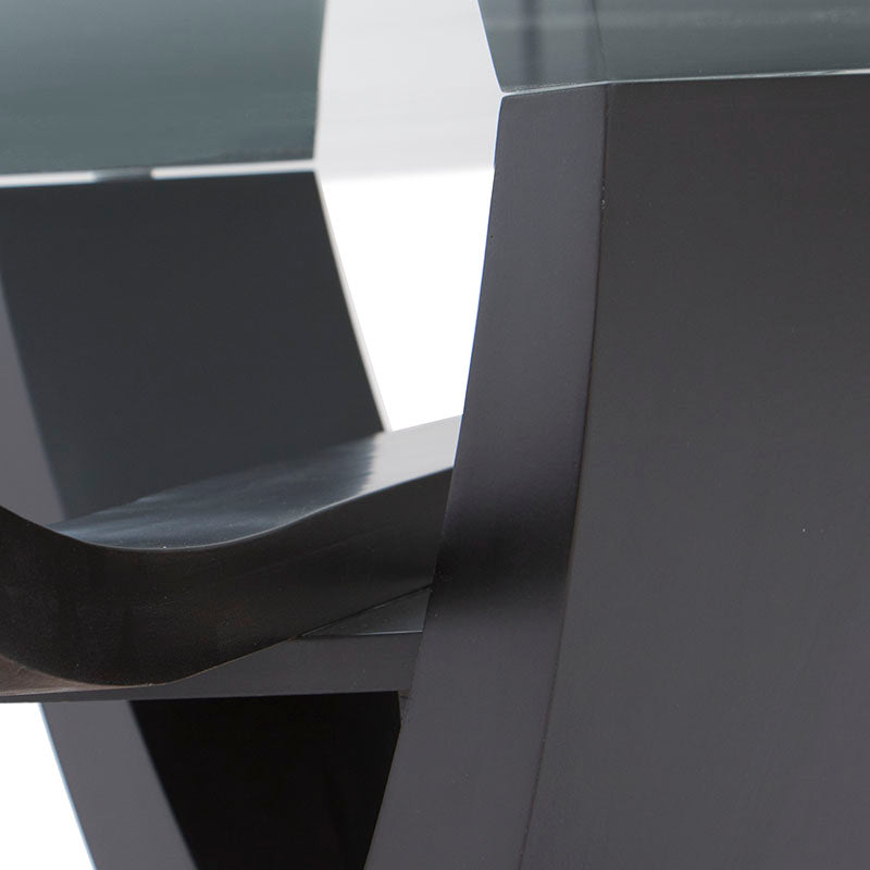 Mesa de comedor de cristal Burj de Deurope, con estructura de madera nogal y superficie de vidrio, en dimensiones 160x78x130 cm.