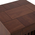 Mesa lateral Bourbon de madera de pino con acabado en color café, tamaño 60x64x60 cm, de la marca deurope.com.mx.
