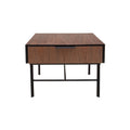 Mesa lateral Jess en madera de pino con chapa de nogal en color negro, con dimensiones de 60x55x60 cm, de formato rectangular.