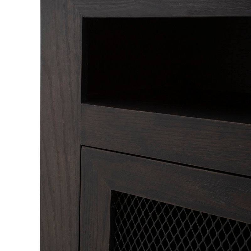 Mueble para TV Menara de madera industrializada en chapa de encino, con 160 cm de ancho y diseño moderno.