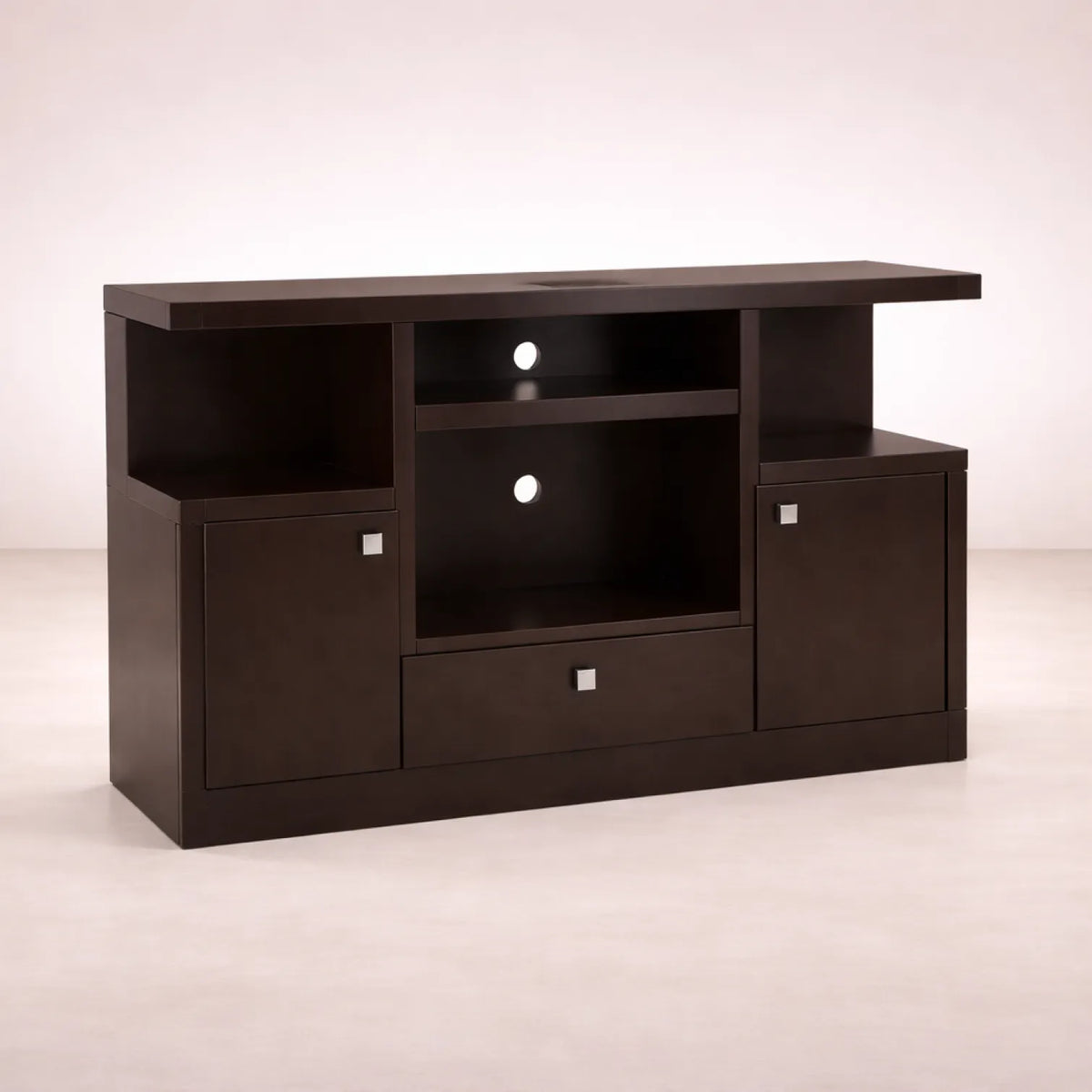 Mueble para TV Asturias de estilo industrial en madera moka, con espacio para electrodomésticos y diseño moderno.