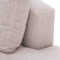 Sillón central y banca de módulo de sala Nube en tela beige con textura suave y estructura de madera de pino, deurope.com.mx