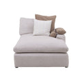 Sala con chaise Nube de Deurope en tela beige, vista frontal con estructura de madera y textura suave, dimensiones aproximadas.