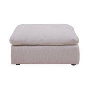 Sala Nube deurope.com.mx, conjunto en tela beige con textura suave y madera de pino, incluye taburete y sofá de 103 cm de alto.