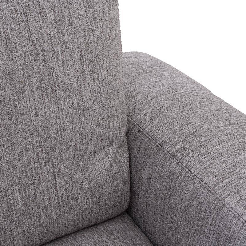 Sillón lateral de sala Nube de Deurope, en color beige con textura suave, estructura de madera de pino y brazo derecho.