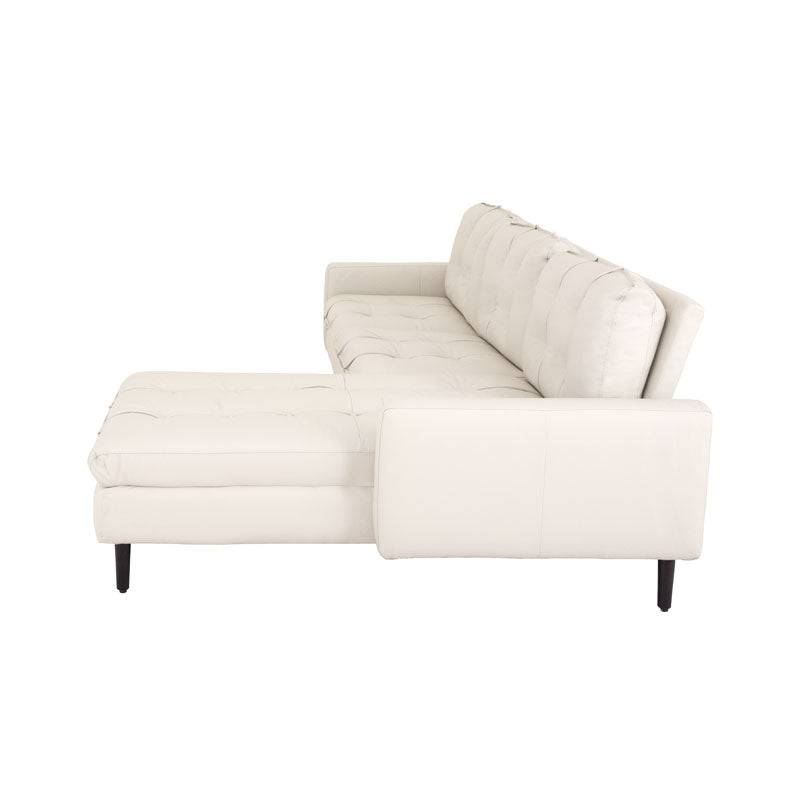 Sala Eugenia de piel con chaise en color crema, conjunto de sala con chaise longue y asientos cómodos.