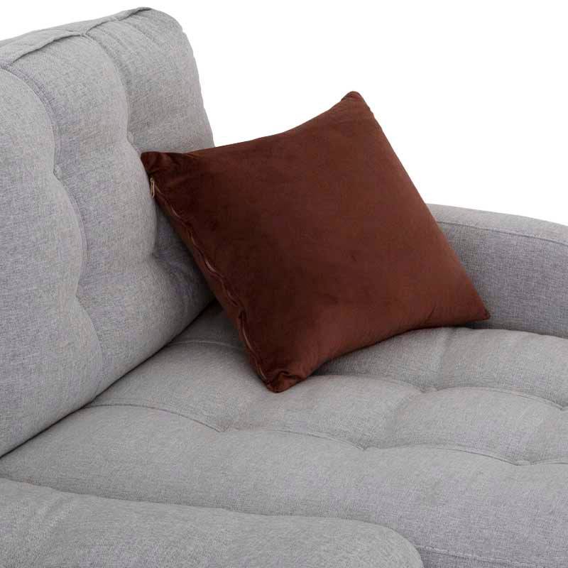 Sala Eugenia con chaise de Deurope, elegante sala de estar con sofá y chaise longue en tonos neutros.