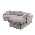 Sala Alejandría con chaise derecha, sofá gris claro en tapiz de tela con diseño moderno y cómodo, de Deurope.