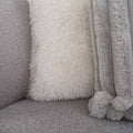 Sala Alejandría con chaise derecha, tapizada en tela gris claro, deupeore.com.mx, vista frontal con dimensiones.