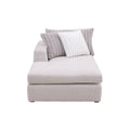Sala San Miguel con chaise de tejido plano y textura afelpada en color marfil, diseño moderno y cómodo.