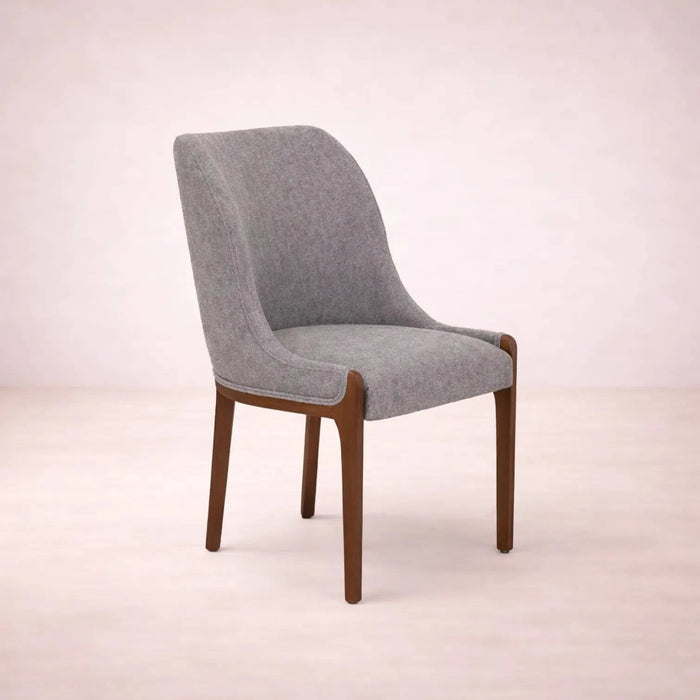 Juego de comedor Quetzal de 7 piezas, incluyendo sillas y mesa, en estilo moderno y elegante, en color natural y madera.