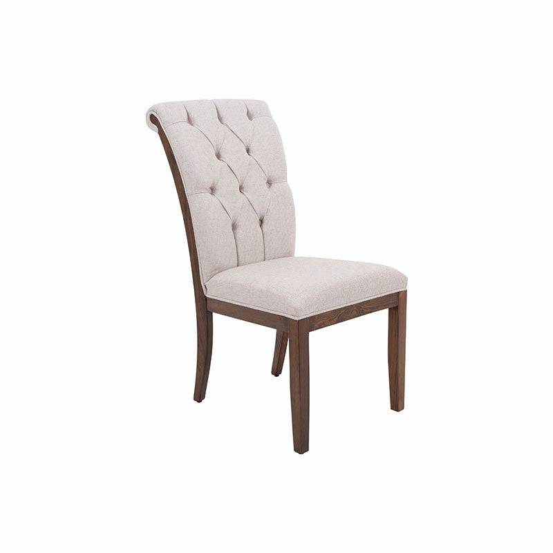 Silla de comedor Creta II de Deurope en tela tabaco, vista frontal, con asiento y respaldo acolchados, medidas 55x105x70 cm
